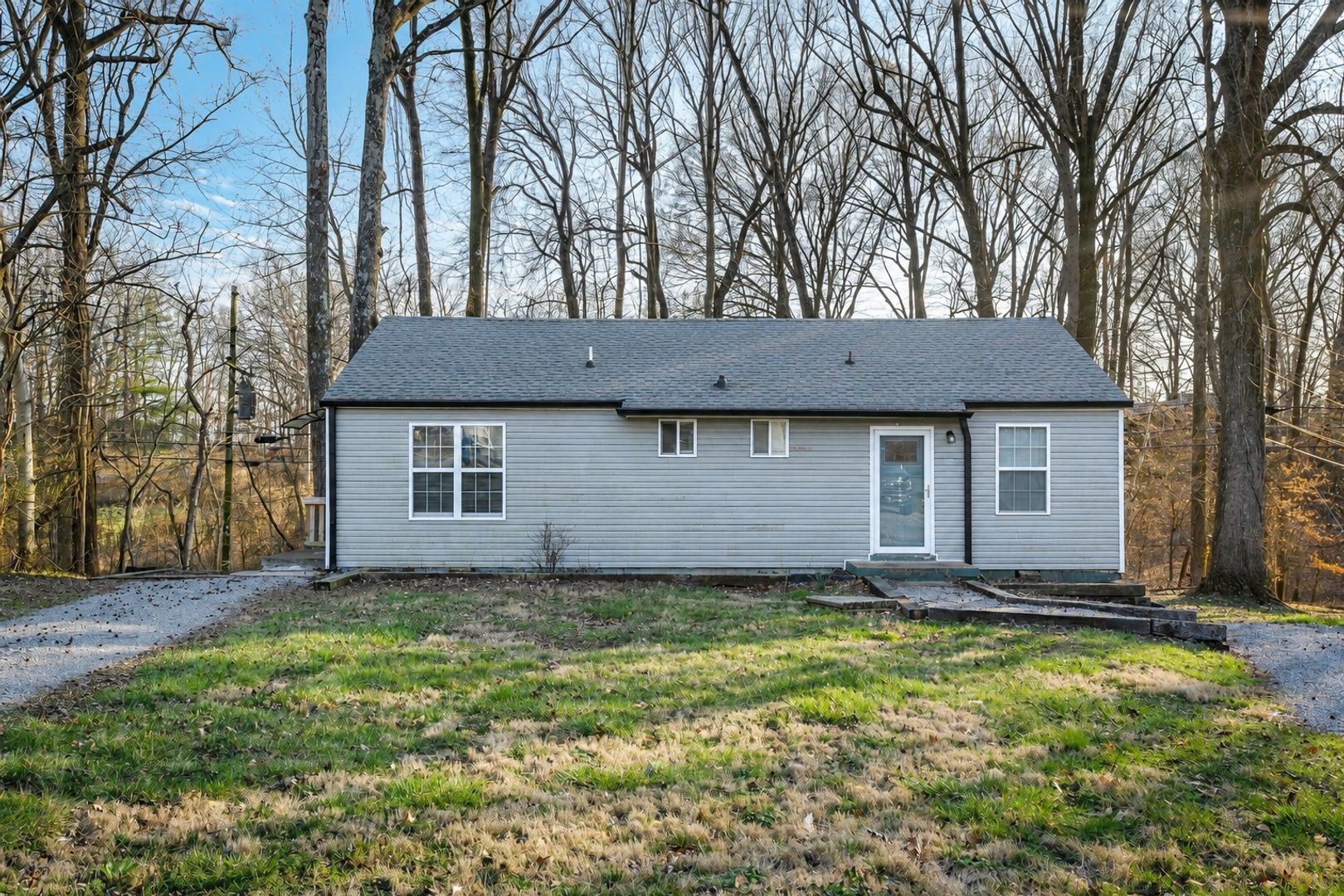 Clarksville Apartment: Chestnut Drive