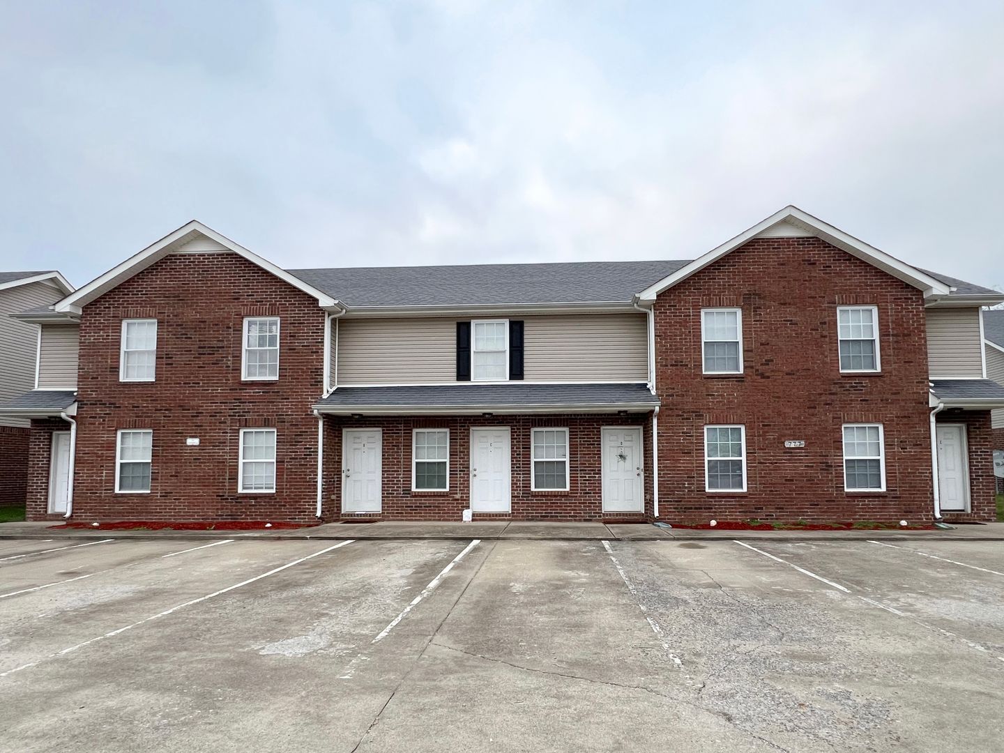 Clarksville Apartment: 777 Cherrybark Lane