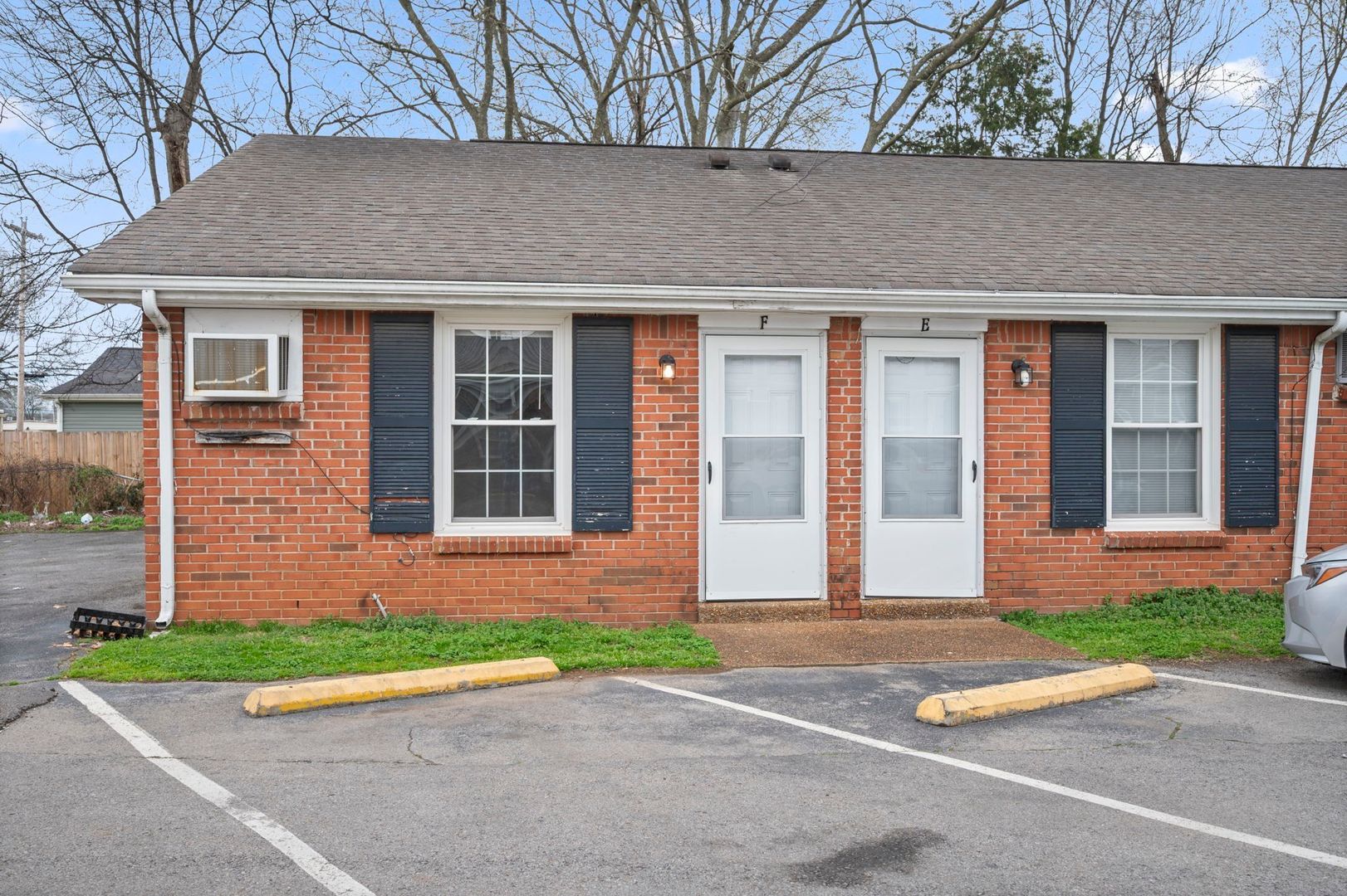 Clarksville Apartment: 703 Power Street