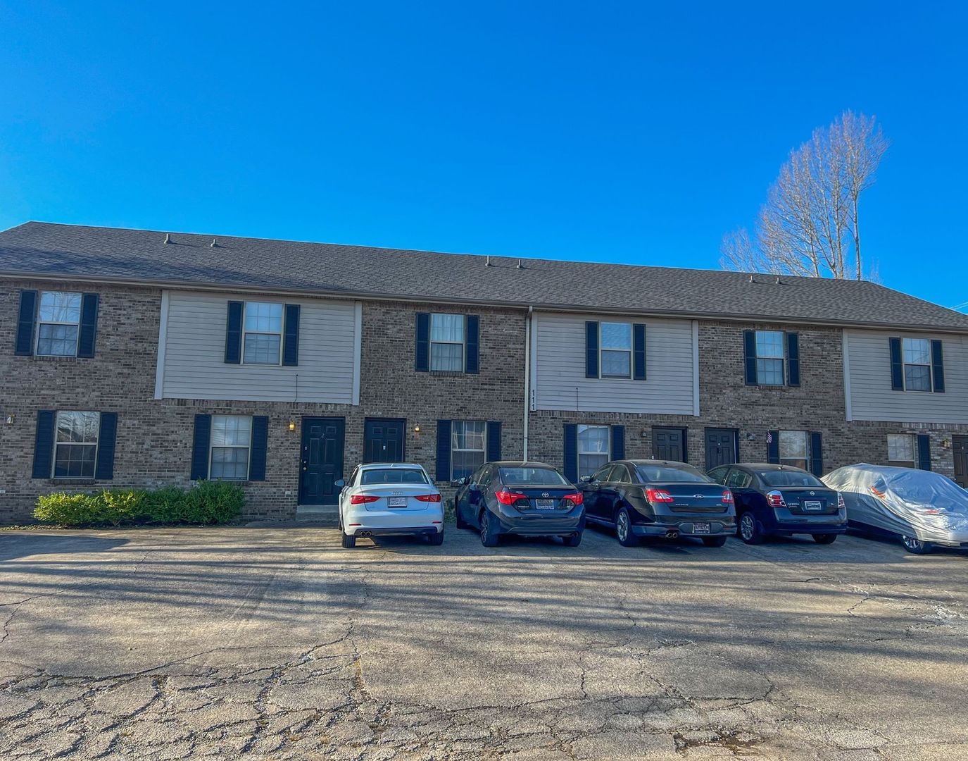 Clarksville Apartment: 115 Ballygar Street