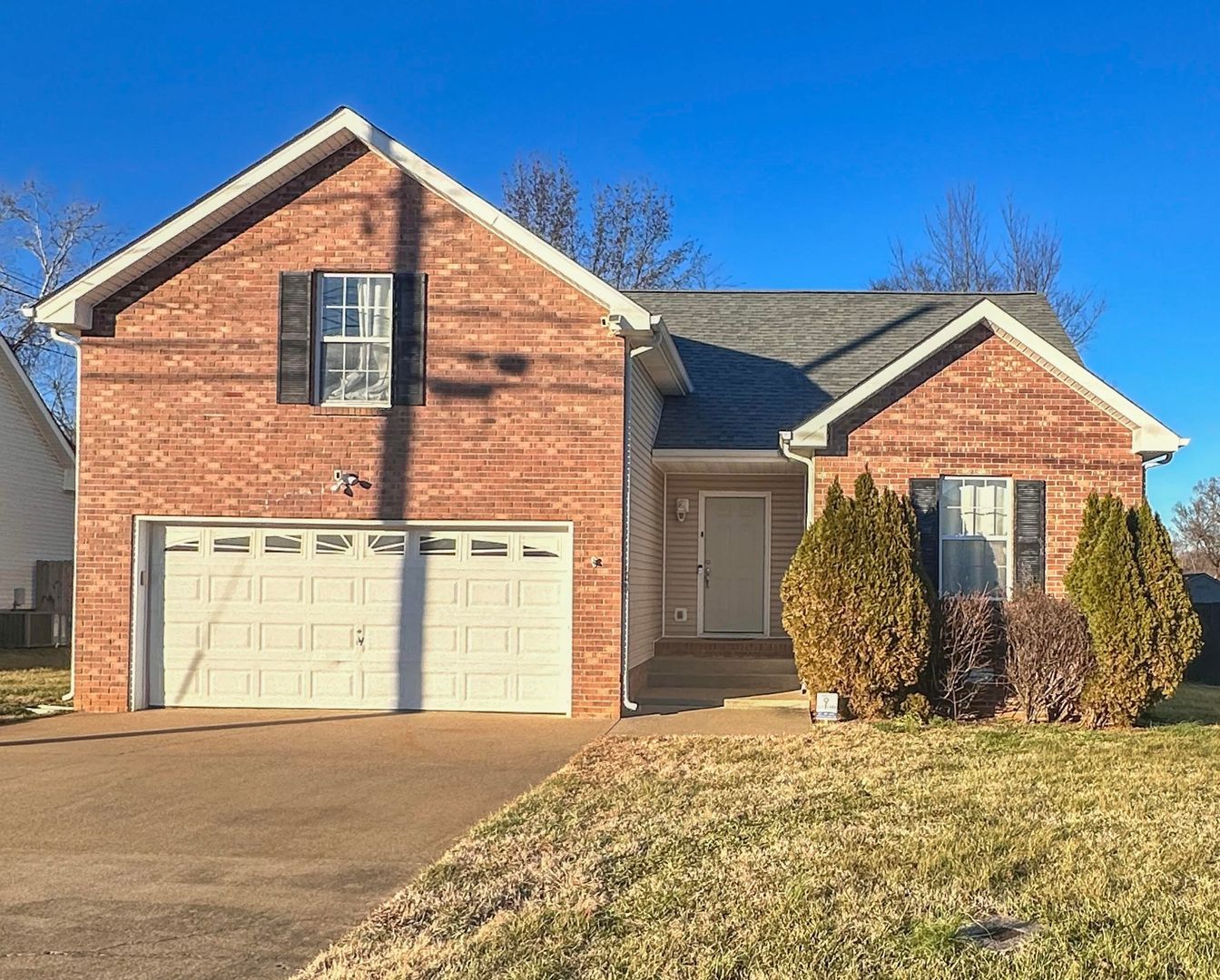 Clarksville House: 3497 Sandpiper Drive