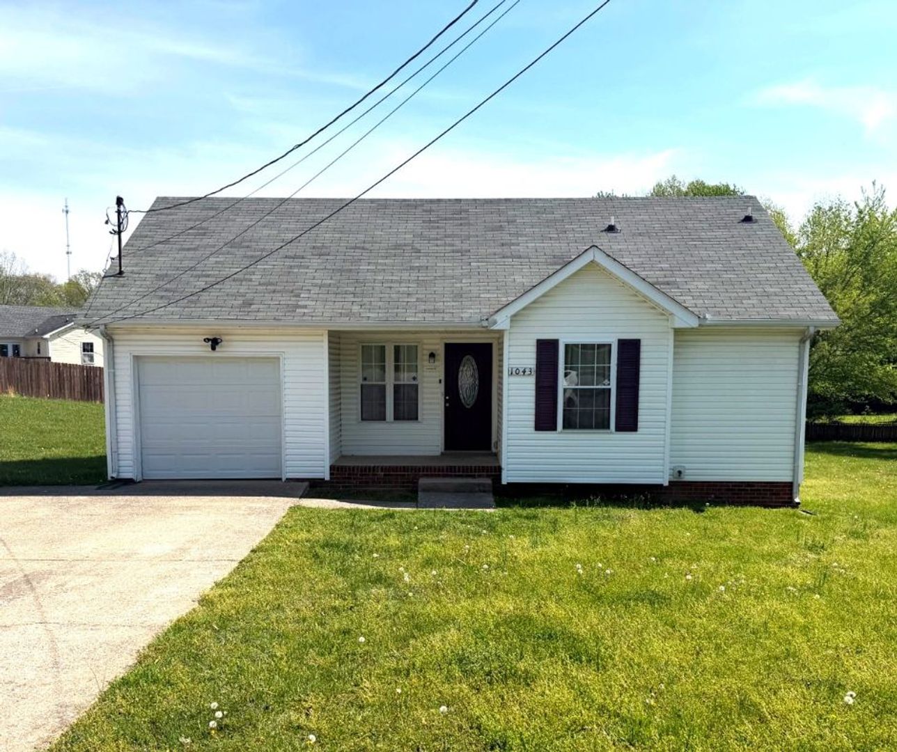 Clarksville House: 1043 Holly Rock Court