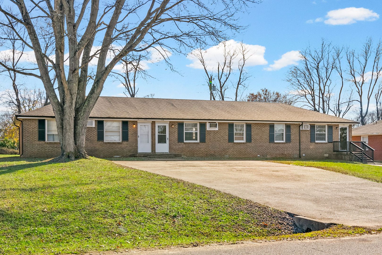 Clarksville Apartment: 110 Tandy Drive