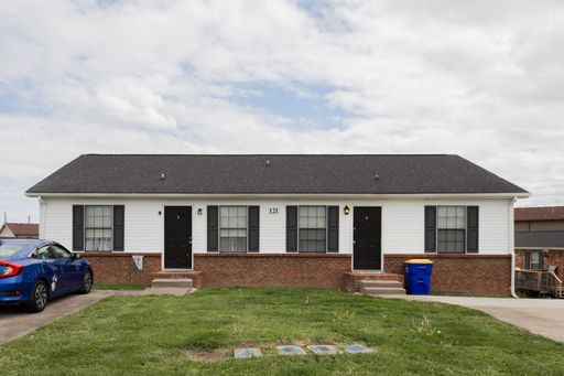 121 Bennett Drive, Unit B, Clarksville, TN 37042 – photo 1