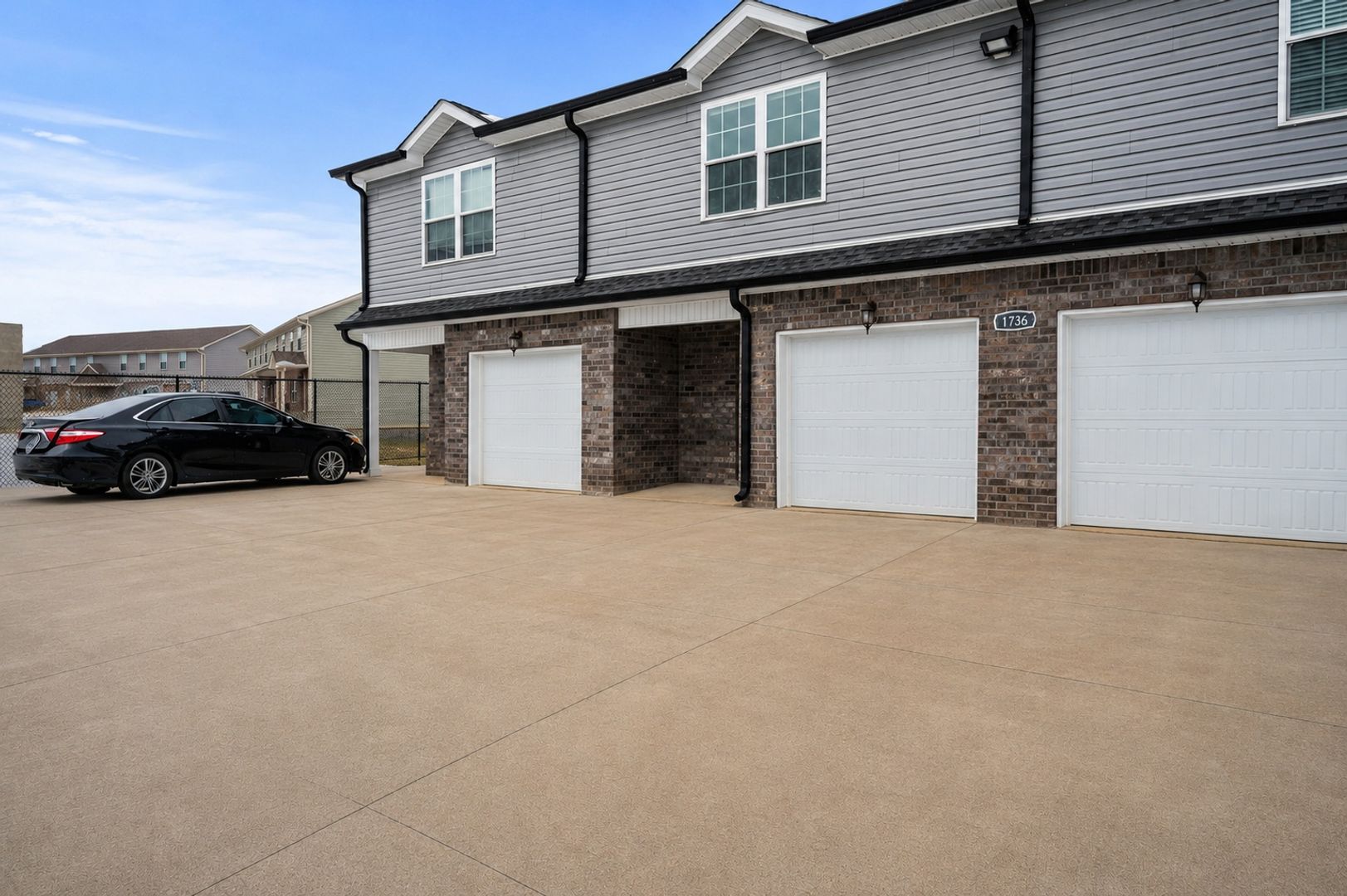 Clarksville Apartment: 1736 Manning Drive