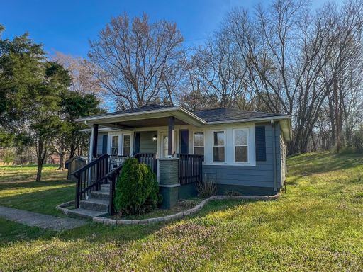 899 Potters Lane, Clarksville, TN 37040 – photo 1