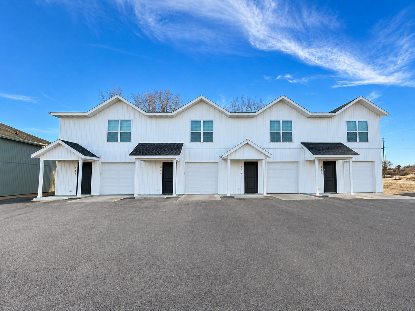 Decatur Townhome: 440 Blue Springs St