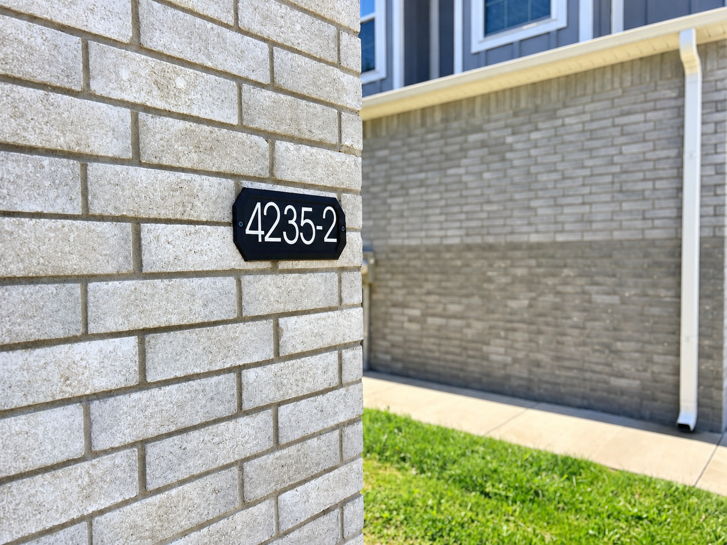 Fayetteville Apartment: 4235 W Santa Fe Street