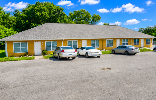 Newer Quadplex in Decatur across from Decatur Park - Water and Trash Included!!