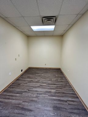 Butterfield Trail Professional Center Private Office Space