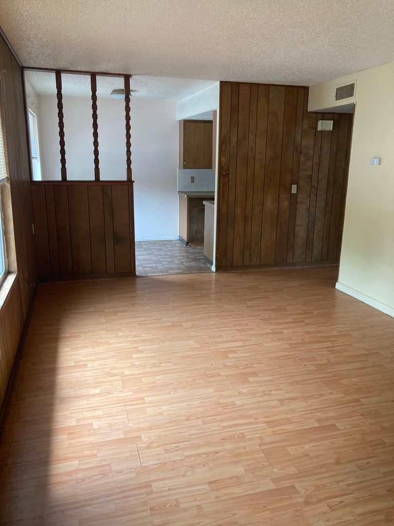 Springdale Apartment: 2100 Carlton Street