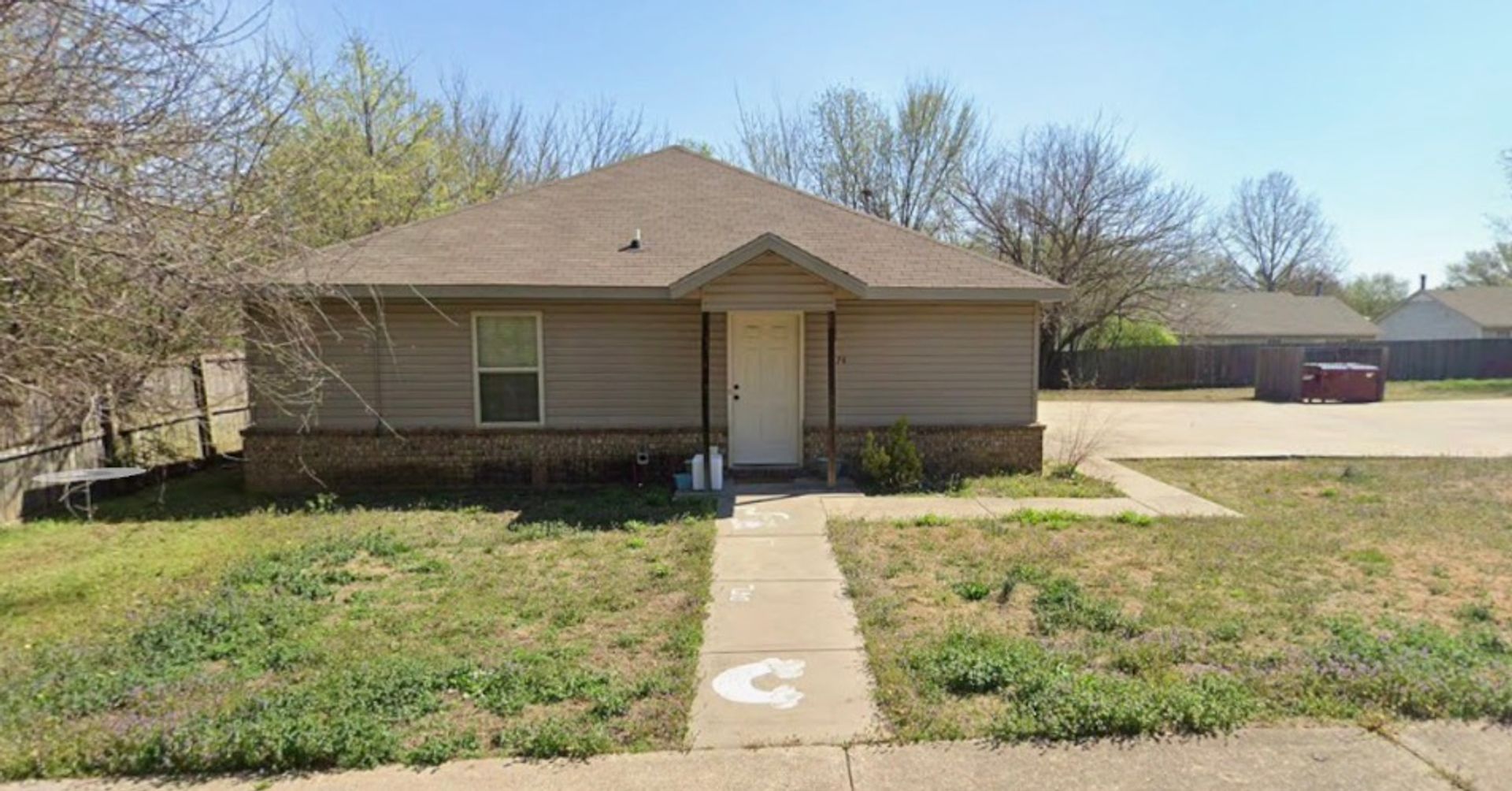 Fayetteville Apartment: Trinity Drive