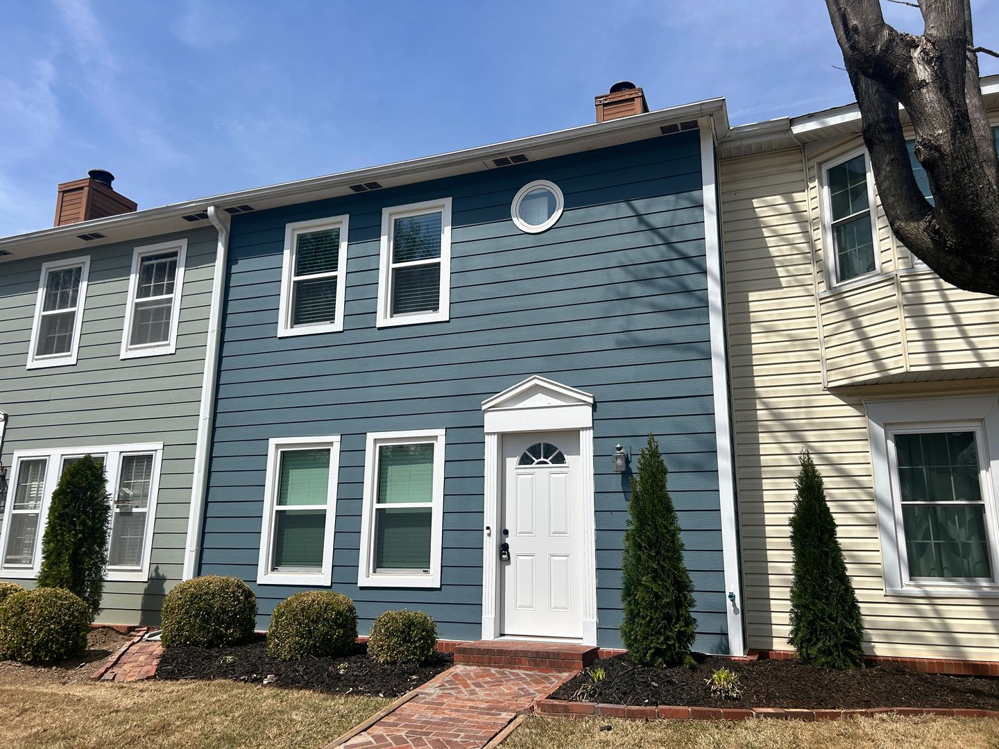 Fayetteville House: 1366 Masonic Drive