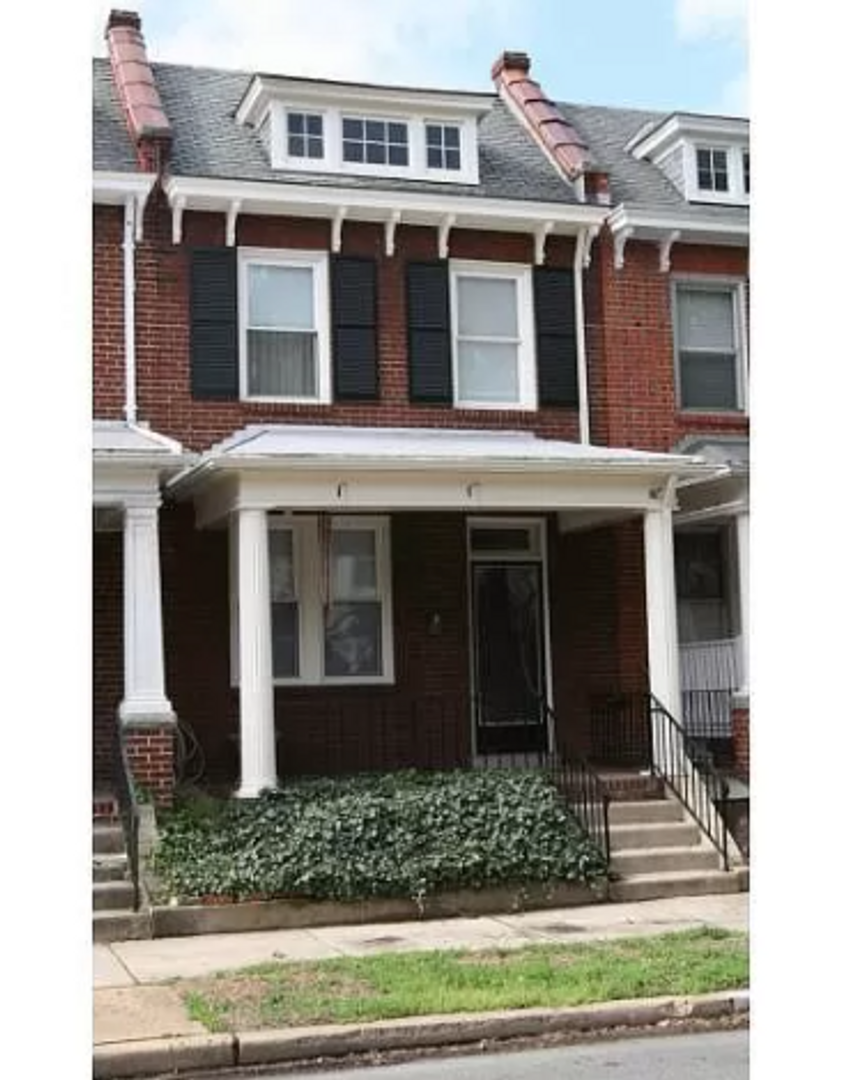 Richmond House: 3305 Patterson Avenue