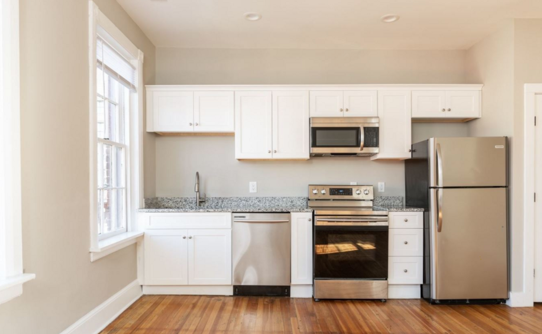 Richmond Apartment: 939 W Grace Street