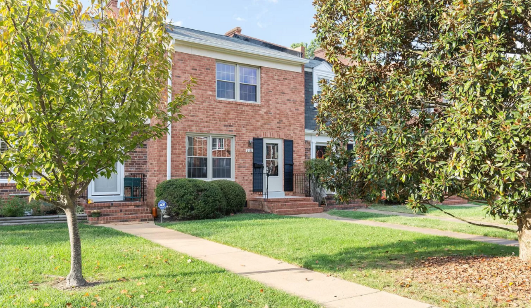Richmond House: 2180 Kingsbrook Drive