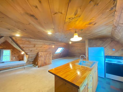 1BD/1BA Dover Apartment | Parking + Heat/Hot Water Included | Walk to Downtown | $1,675/mo – photo 1