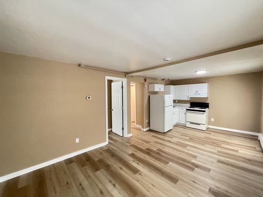 COMING SOON!!! 1-Bedroom in Raymond with Heat, Hot Water, and Parking Included