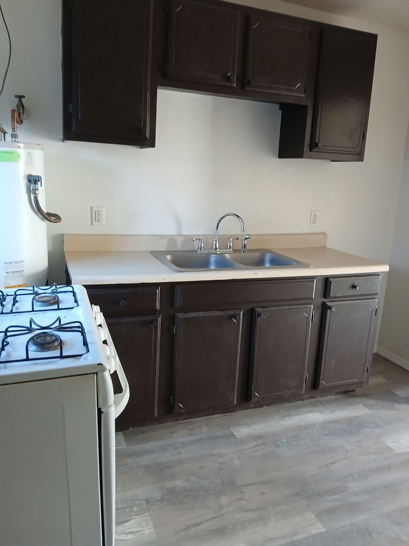 Albuquerque Apartment: 1218 Vito Romero Rd SW