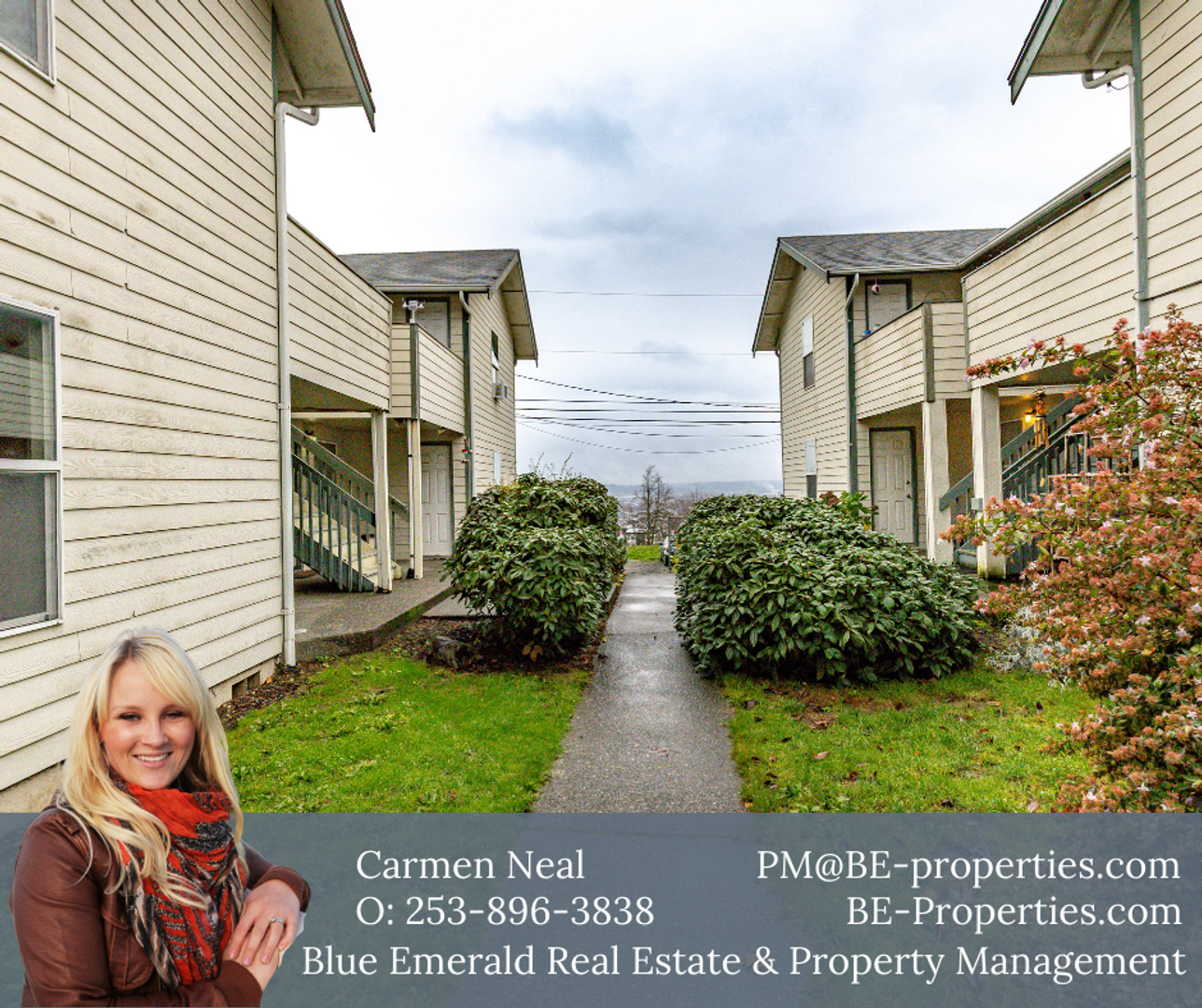 Tacoma Apartment: 1931 S I St