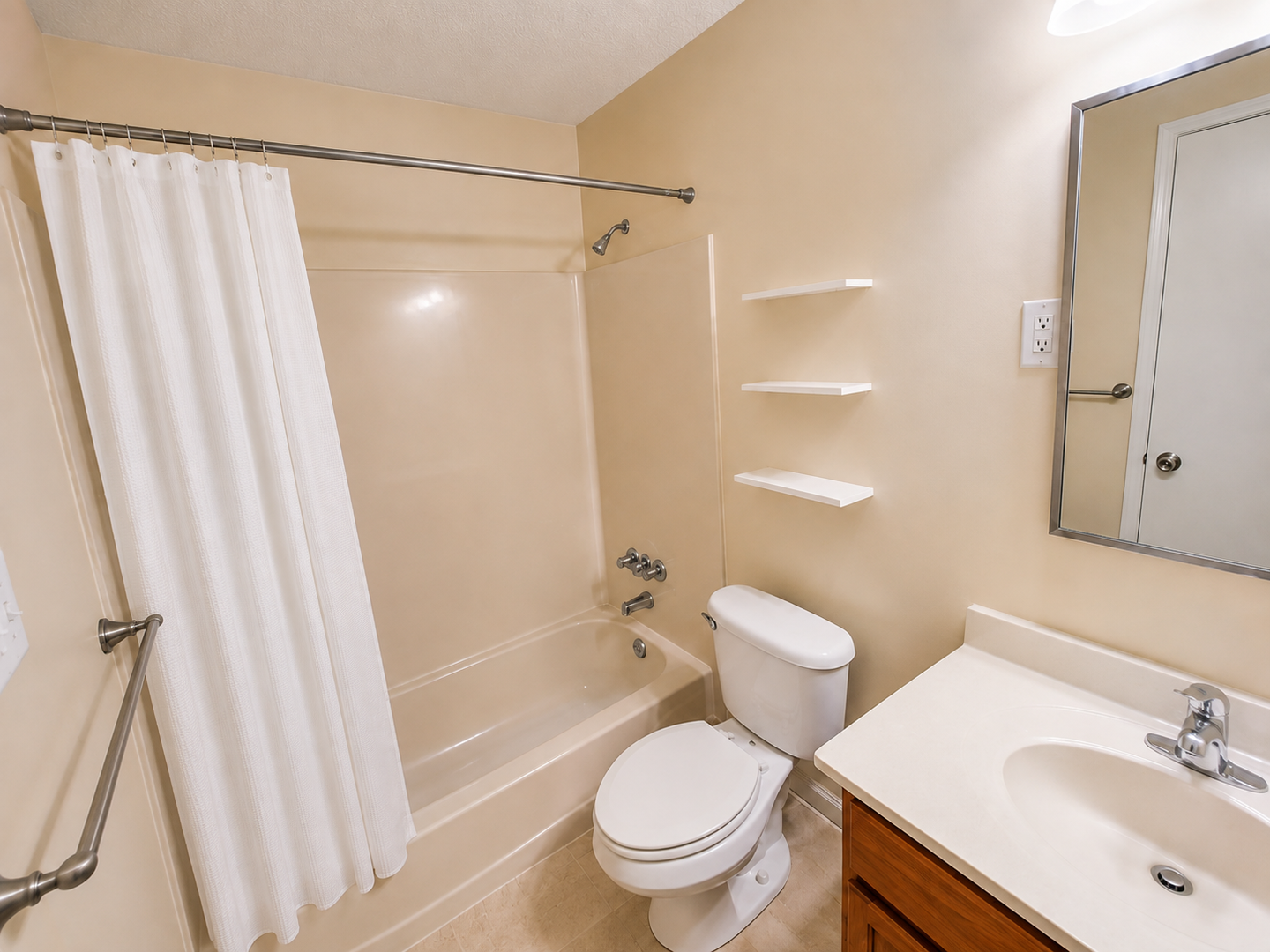 Belknap Apartments 9 of 12