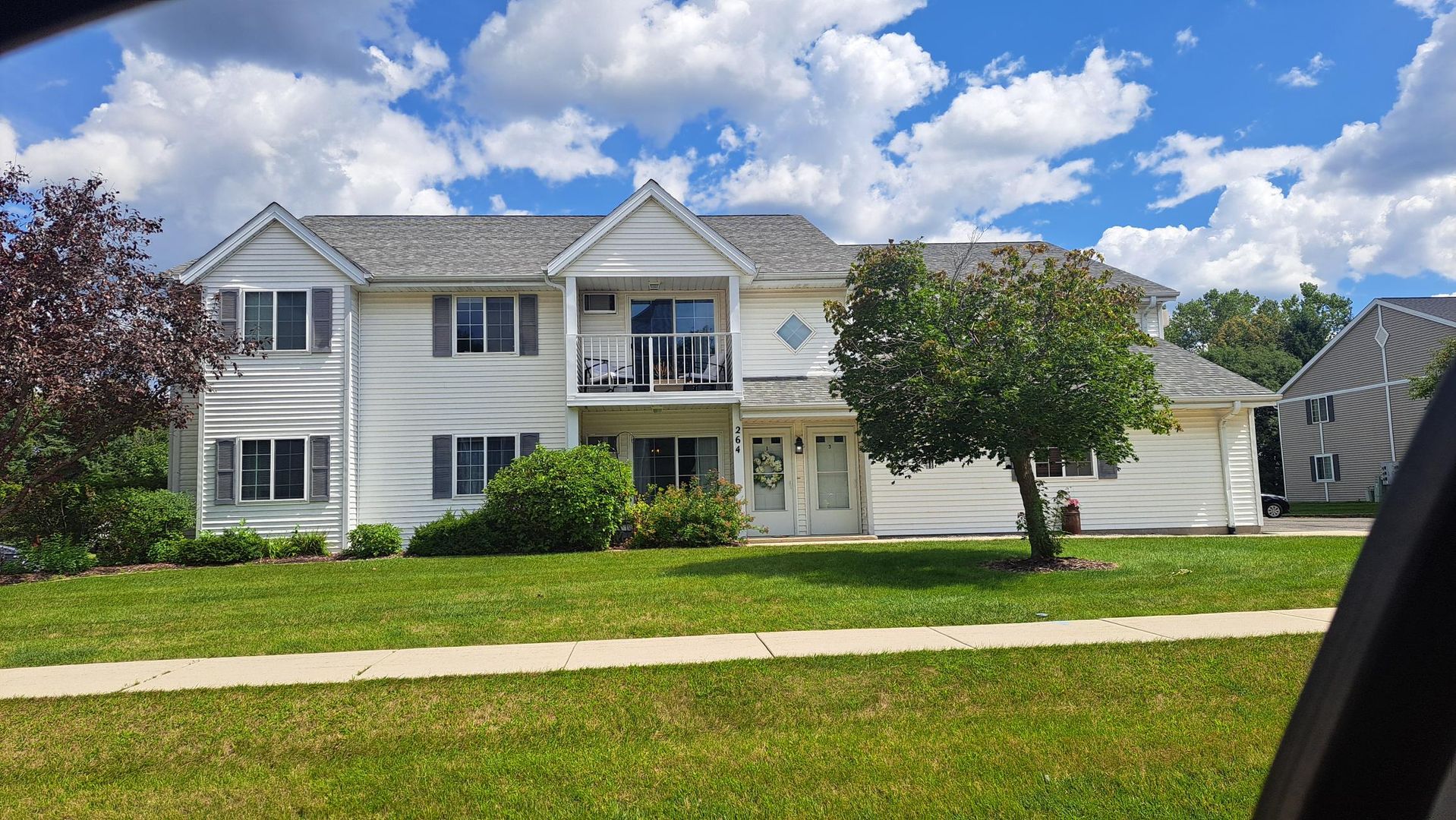 West Bend Condo: 264 Minz Park Circle Unit 4