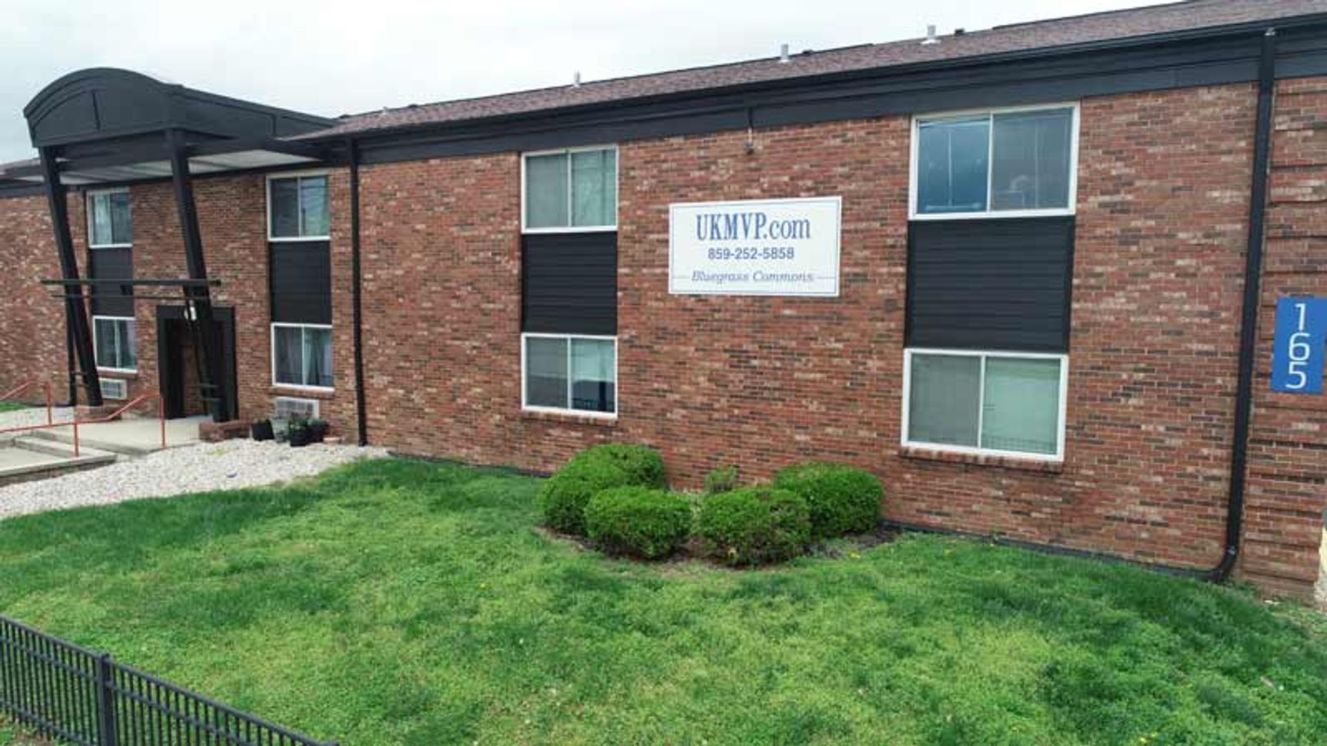 Lexington Apartment: 165 Virginia Avenue