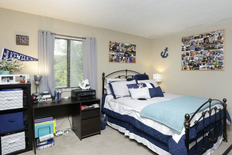 Lexington Apartment: 140 Gazette Avenue