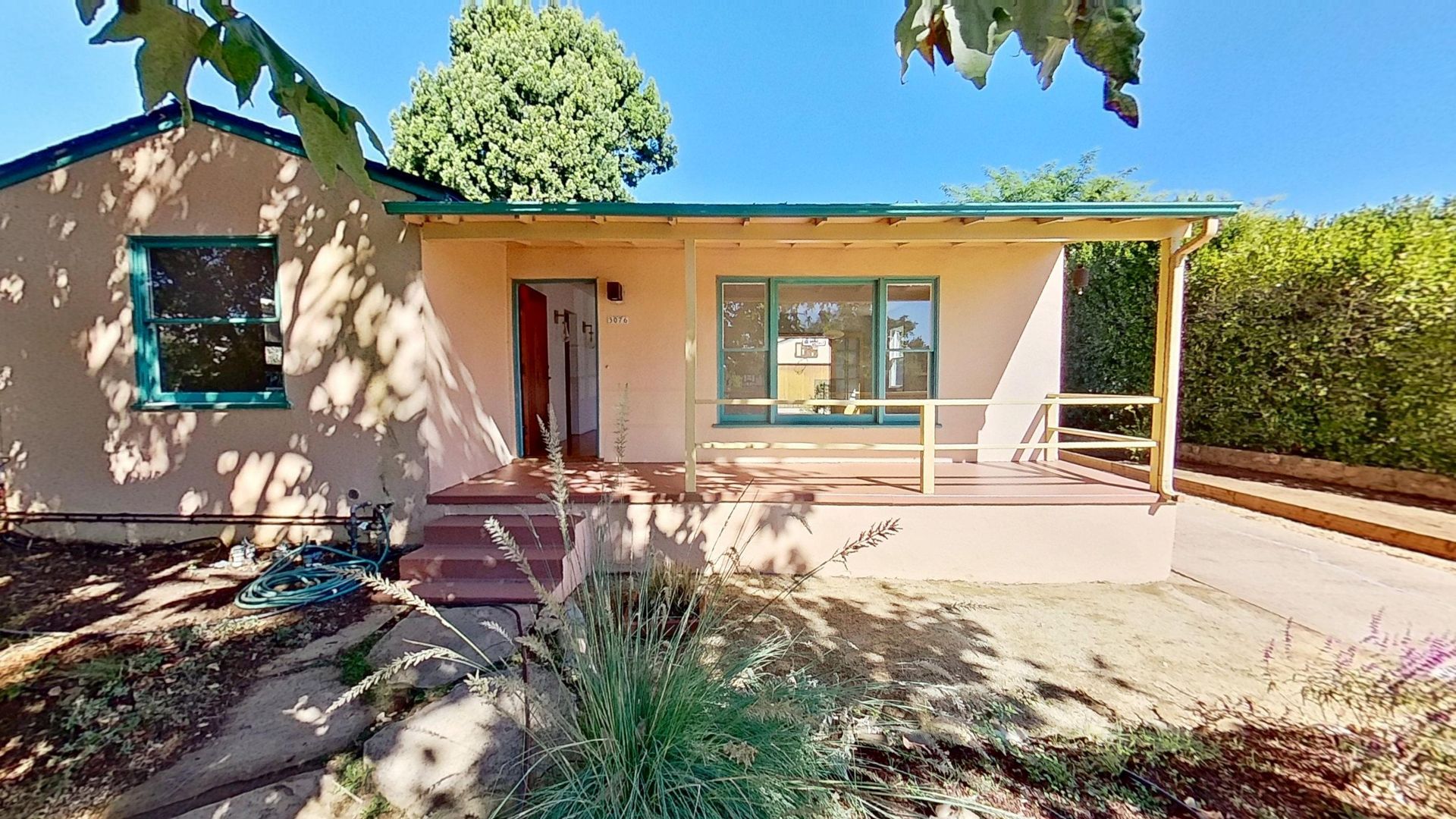 Santa Barbara House: 3076 Calle Fresno
