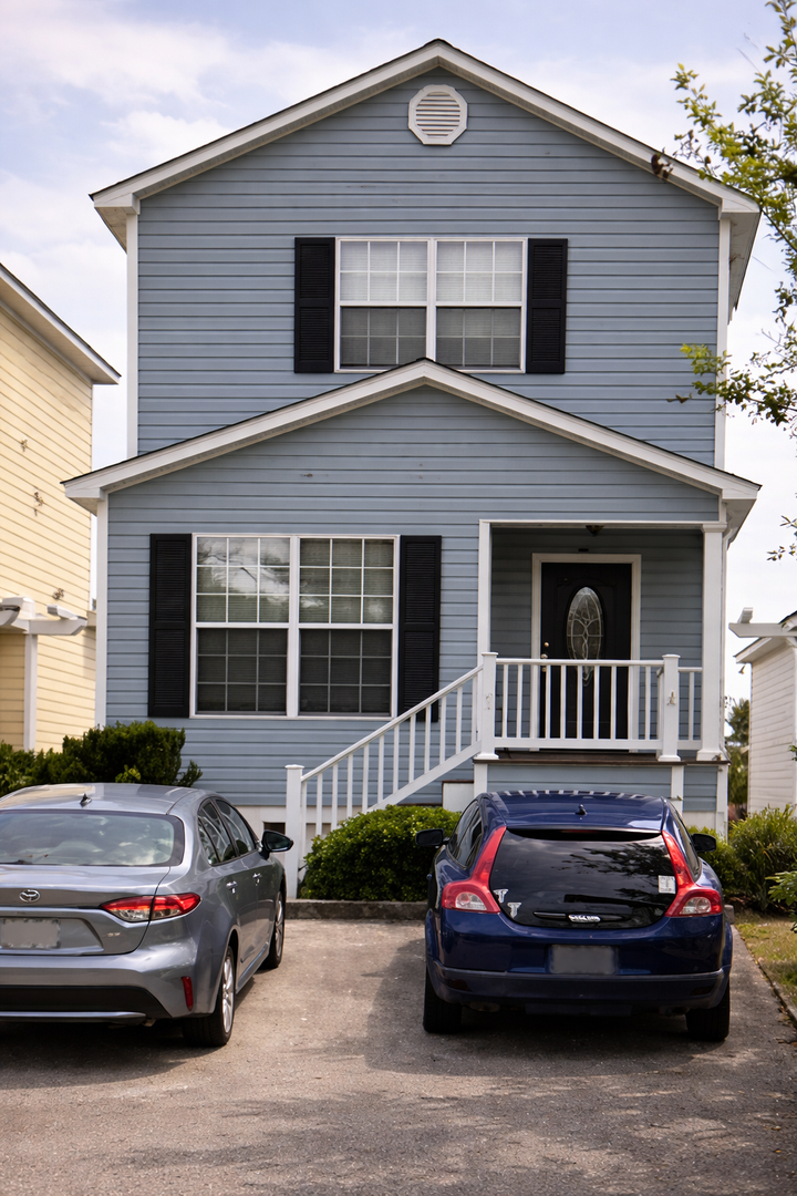 Troy House: 834 Folmar St