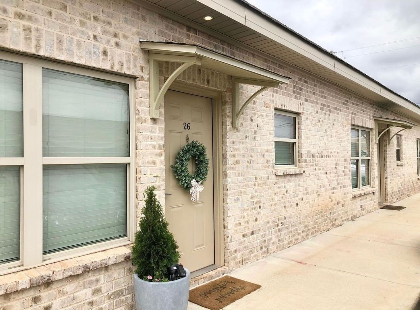 Troy Apartment: 602 Botts Ave