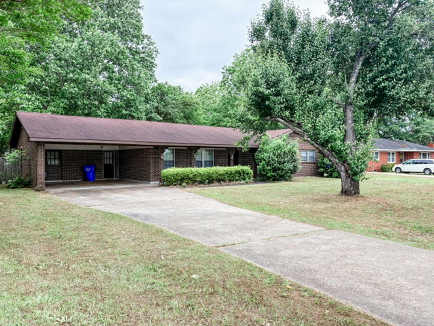 Troy House: 859 Hwy 87
