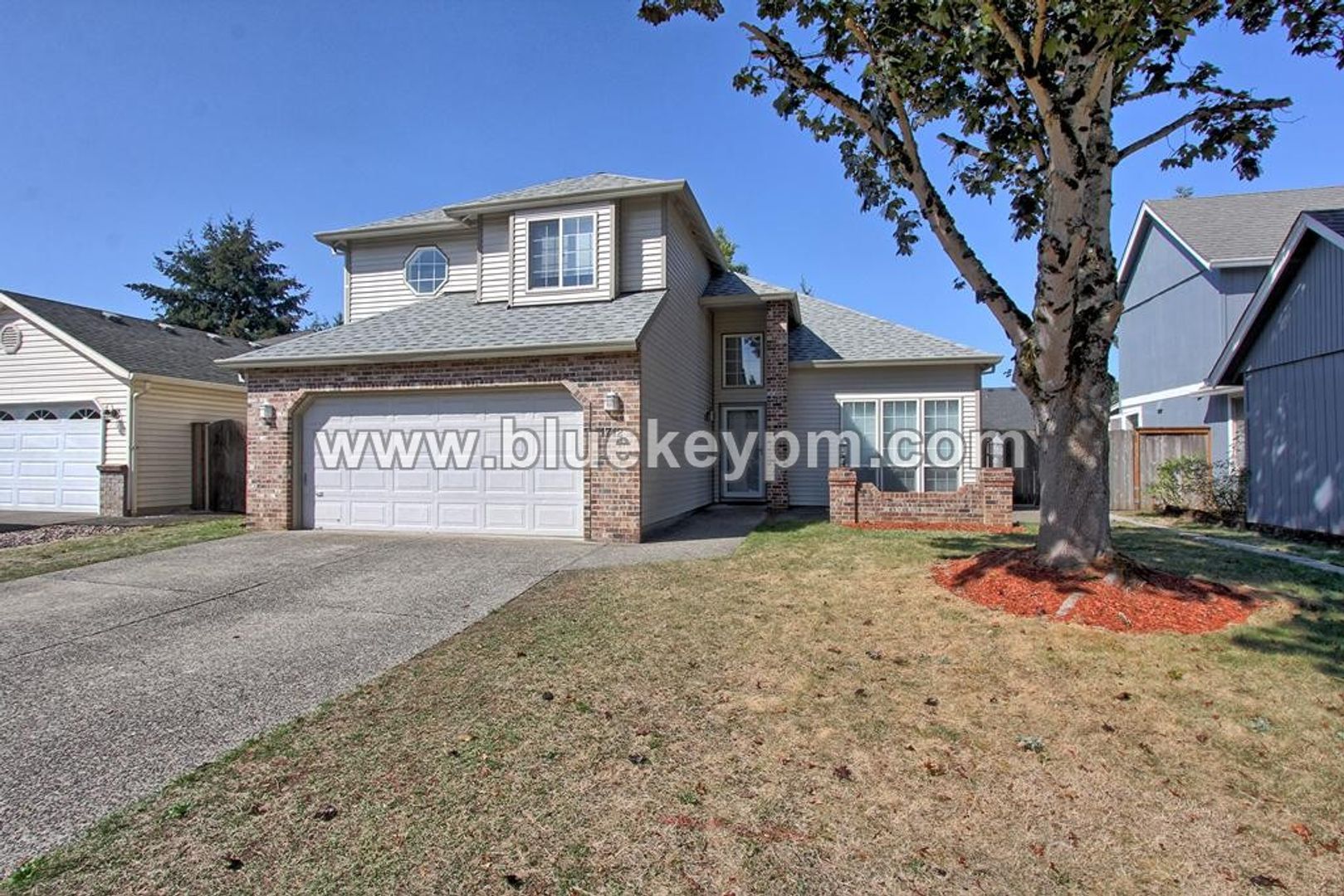 Vancouver House: 1712 SE Solomon Loop