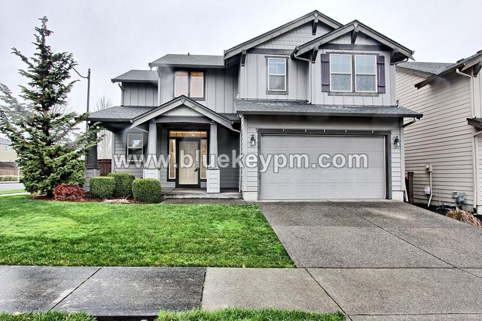 Ridgefield House: 251 N. Green Gables Loop