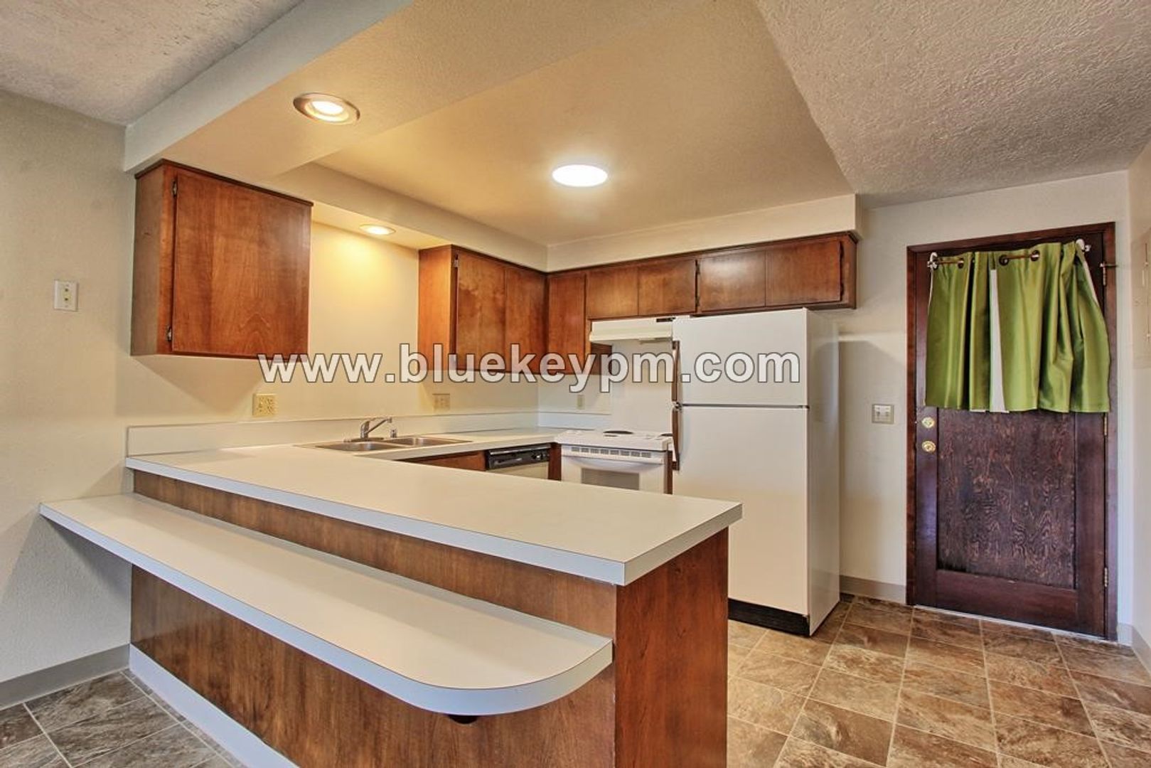 Battle Ground Apartment: 218 SE Clark Avenue