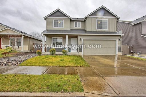 4 Bed, 2.5 Bath with Office/Den and 2 Car Garage in Orchards Fountain Village – photo 1
