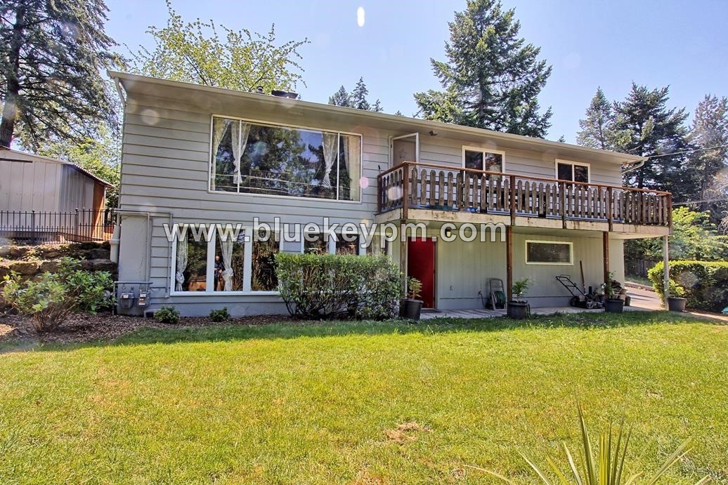 Portland House: 2952 SW Huber Street  Unit B