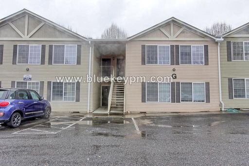 $1845 a Month for Main Floor 3 Bed, 2 Bath Condo Near Van Mall Drive/Andresen – photo 1