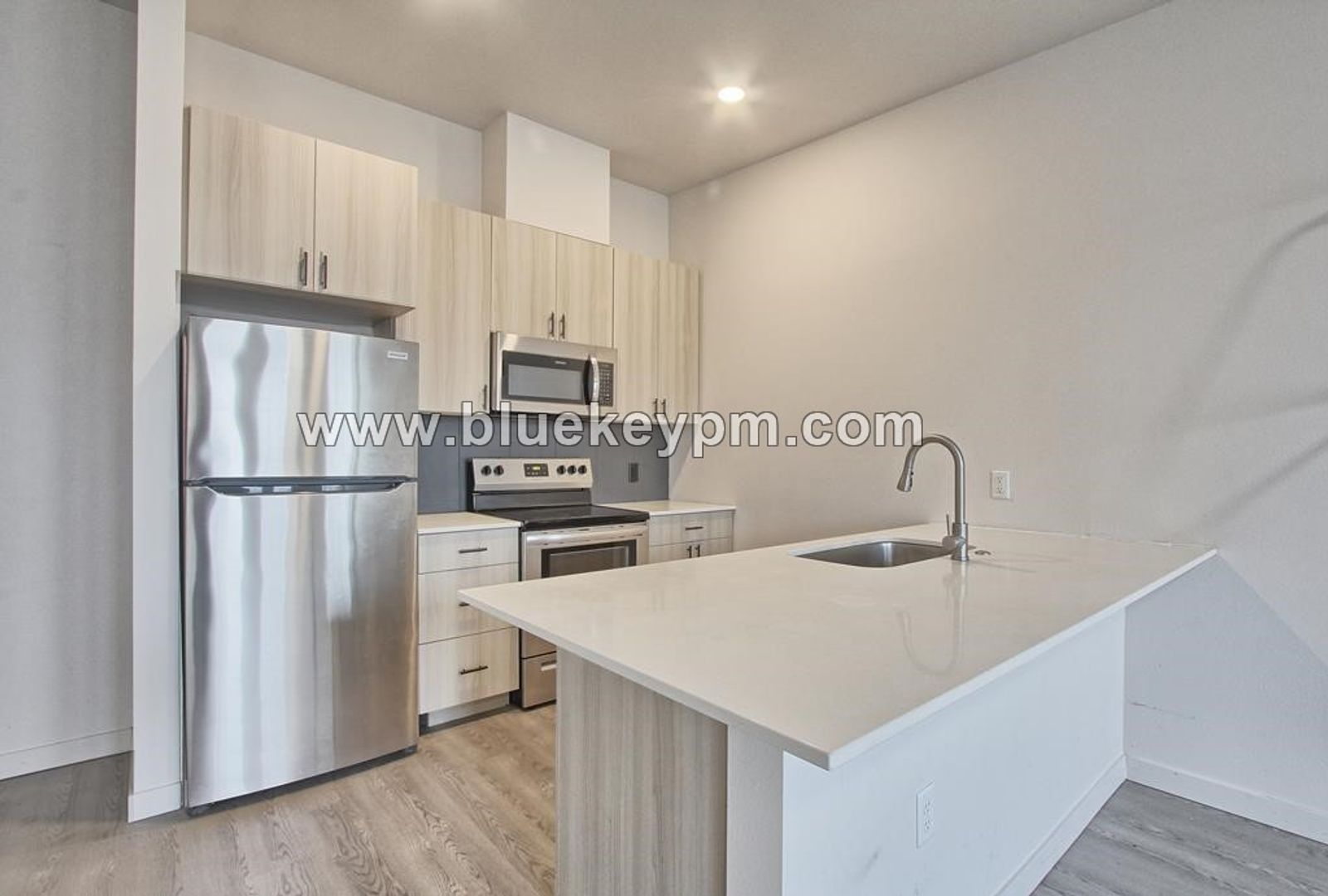 Portland Apartment: 1515 N. Simpson Street