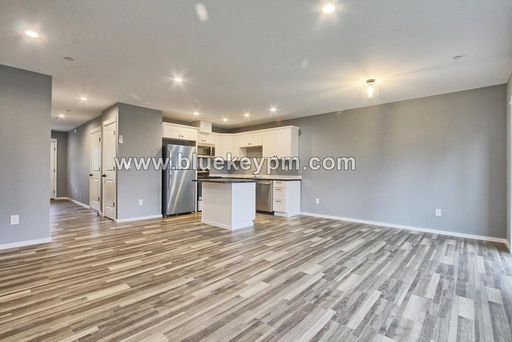 # 318 - 3 Bed, 2.5 Baths Townhome in LaCenter