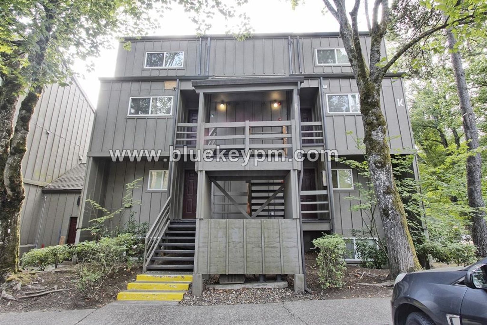 Lake Oswego House: 4 Touchstone #64