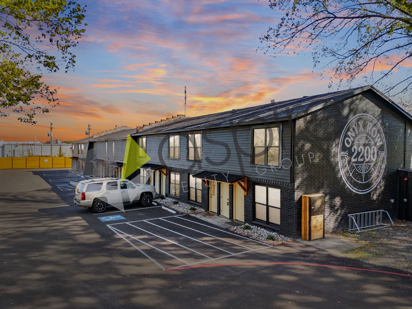 Conway Apartment: 2200 Washington Avenue