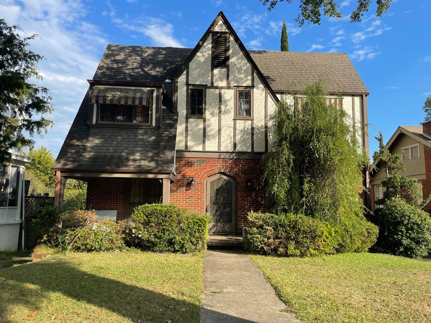 Little Rock Apartment: 217 Thayer St