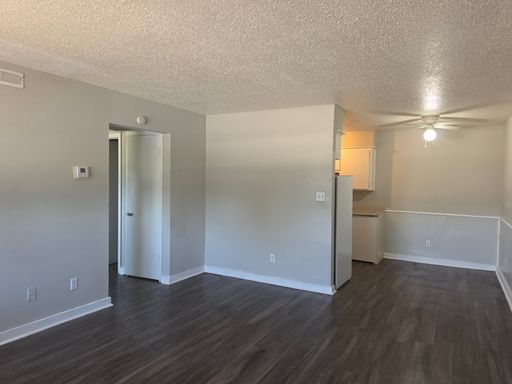 Discover Ridgewood Village Apartments in Moore, OK