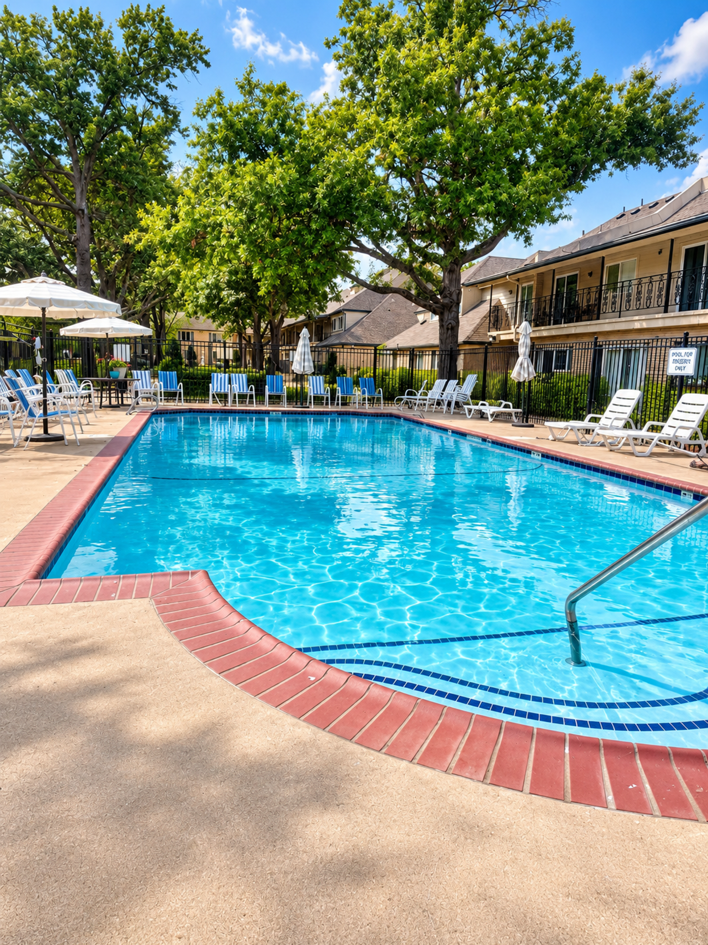 Pool at French Villa (6 of 8)