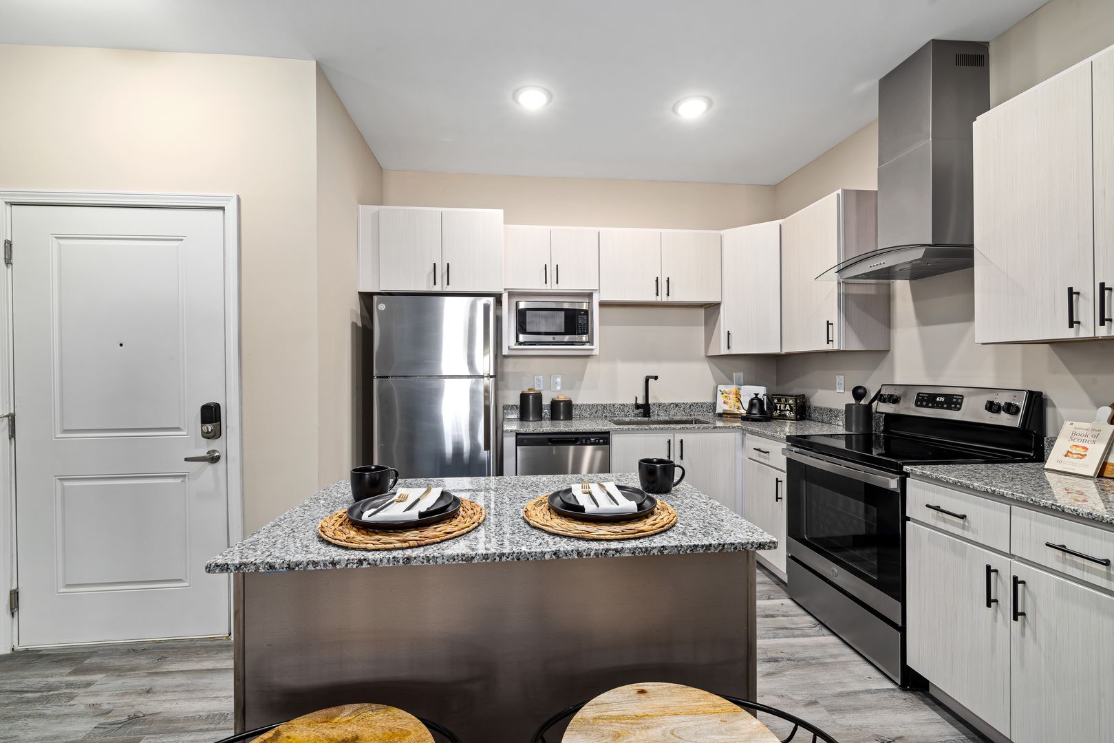 Greensboro Apartment: 4408 N Church St.