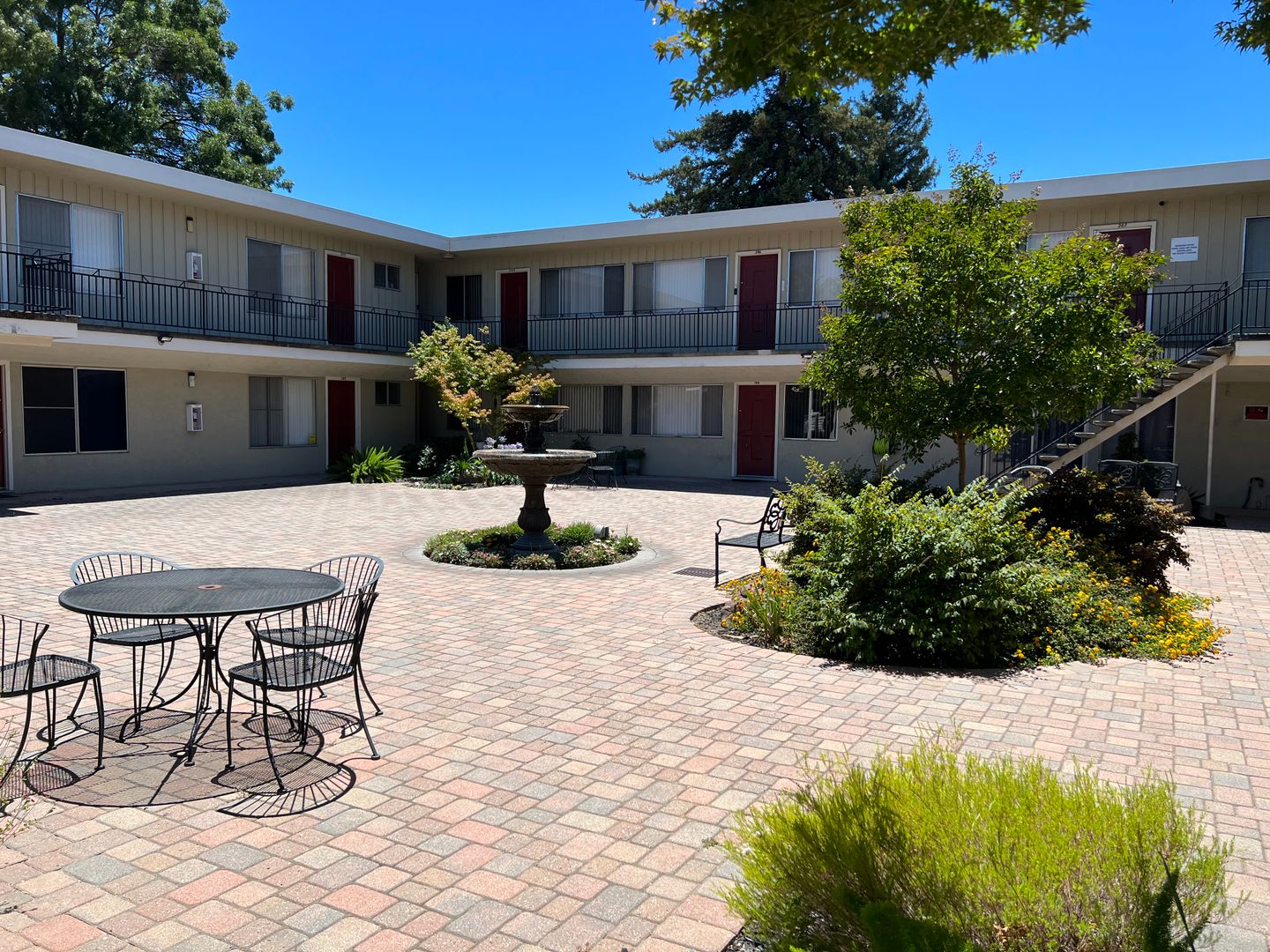 Concord Condo: 1651 Detroit Ave Unit 112