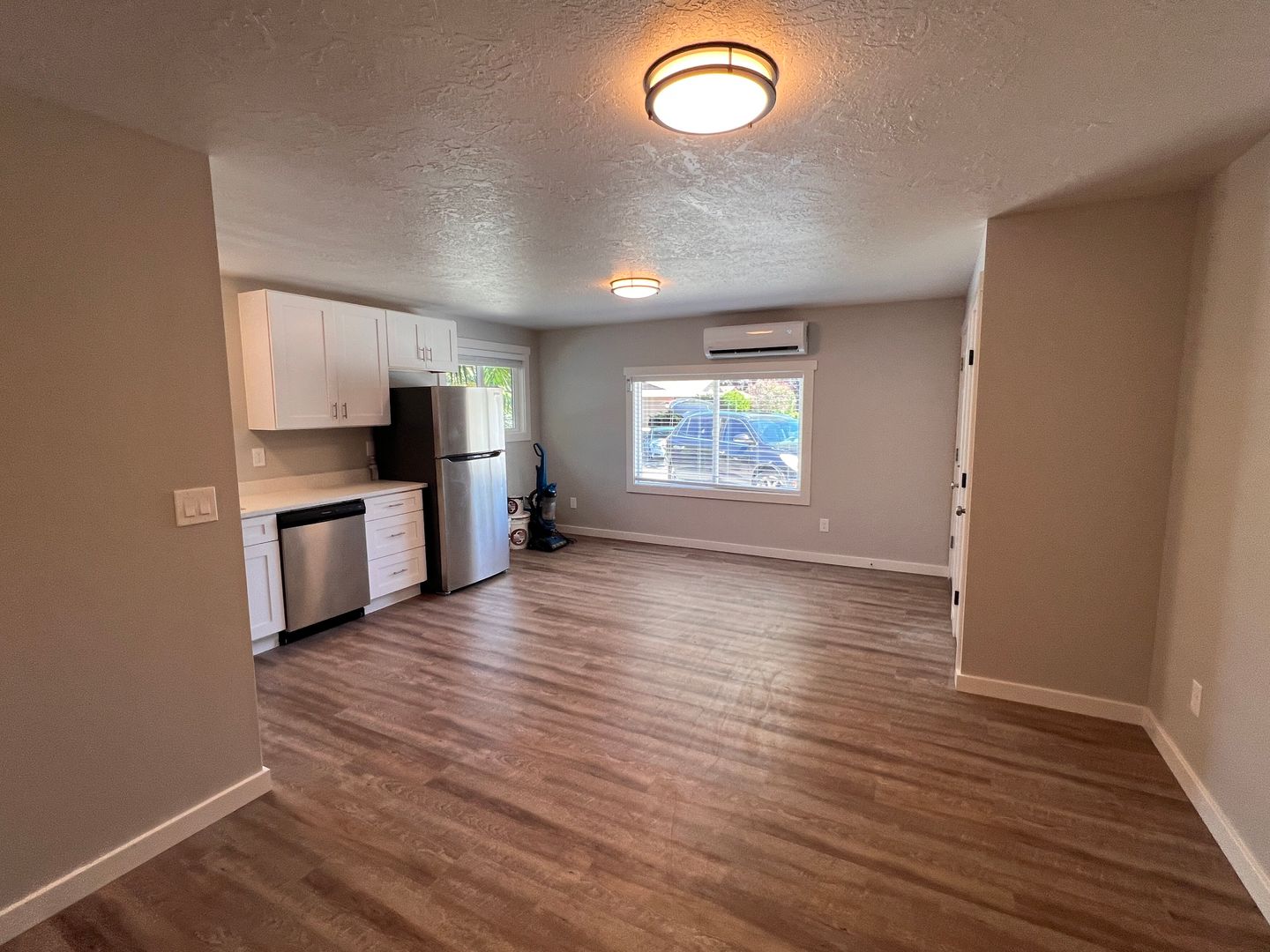 Salem Apartment: 46th & Connecticut