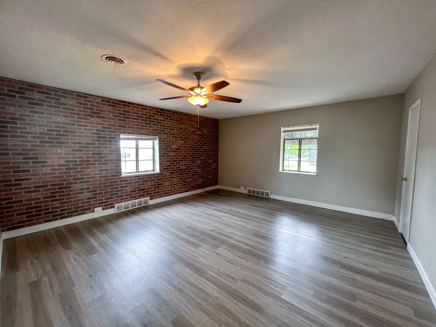 Greeley Apartment: 905 16th St. - 905 1/2 16th St. D