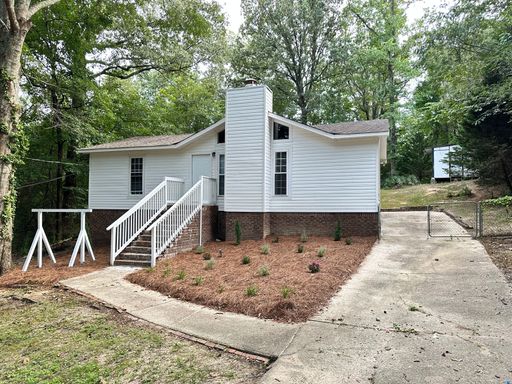 3 Bed 1 Bath Rental at 5997 Amber Hills Rd, Birmingham, AL – photo 1